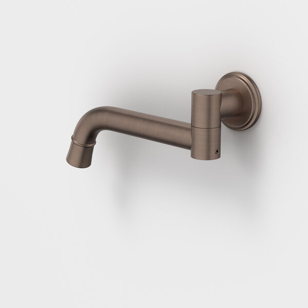 https://stsharedaueastprodn8wg.blob.core.windows.net/pim-assets/ProductThumbnail/520015BBZ RIVIERE BATH SWIVEL OUTLET 220MM BBZ_2.jpg