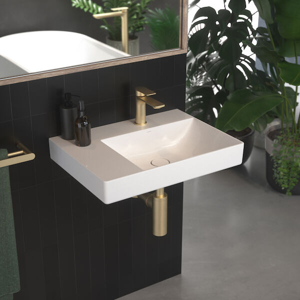 https://stsharedaueastprodn8wg.blob.core.windows.net/pim-assets/ProductThumbnail/878800w_Urbane_Brass_16_wallShelfBasin_detail.jpg