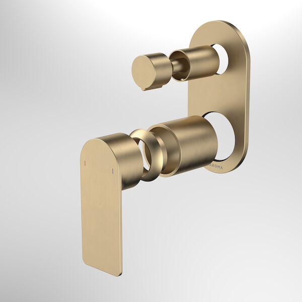 https://stsharedaueastprodn8wg.blob.core.windows.net/pim-assets/ProductThumbnail/99661BB Urbane II - Bath_shower mixer with diverter Trim Kit - Rounded Cover Plate - Brass.jpg