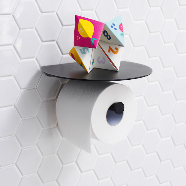 https://stsharedaueastprodn8wg.blob.core.windows.net/pim-assets/ProductThumbnail/CLARK round toilet roll holder with shelf_2.jpg