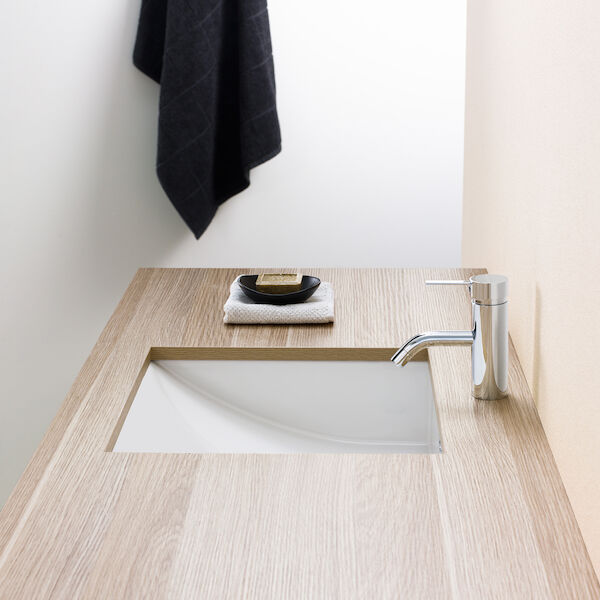 https://stsharedaueastprodn8wg.blob.core.windows.net/pim-assets/ProductThumbnail/Caroma_Olida_Liano_Under_Counter_Vanity_Basin_664205W_LS_53463.jpg