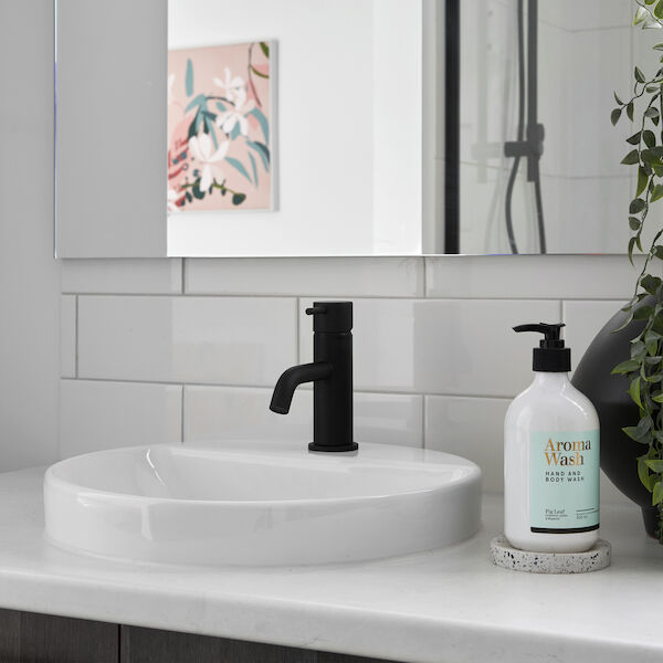 https://stsharedaueastprodn8wg.blob.core.windows.net/pim-assets/ProductThumbnail/clark round inset basin with tap landing.jpg